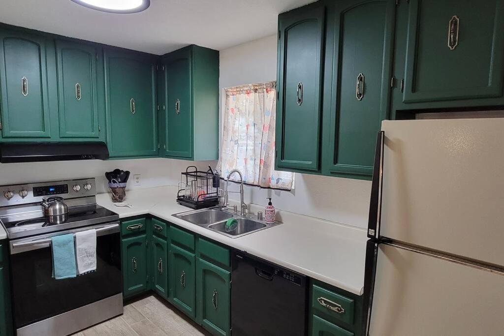 Casa Sunrise, Large Home, Minutes From Airport, Yrmc, Mexico Borders Yuma Exterior photo