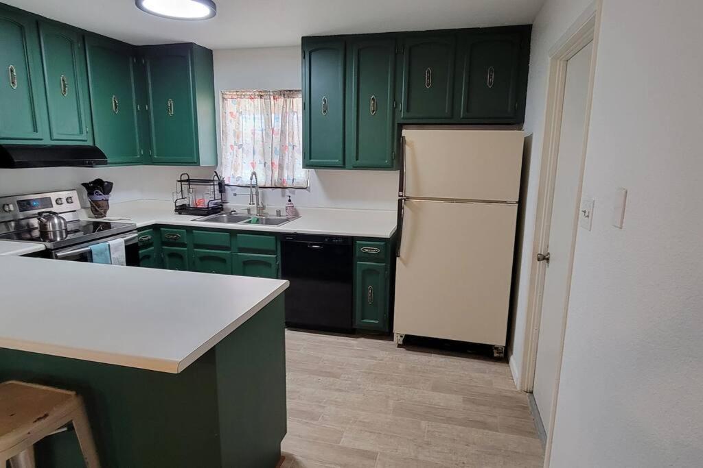 Casa Sunrise, Large Home, Minutes From Airport, Yrmc, Mexico Borders Yuma Exterior photo